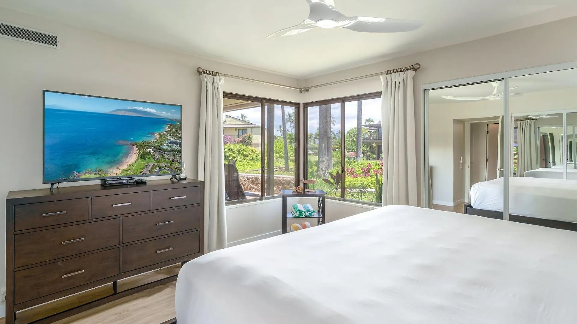 Wailea Elua Village 1201 - Stunning & Ocean Front! 0*, Wailea (Maui)