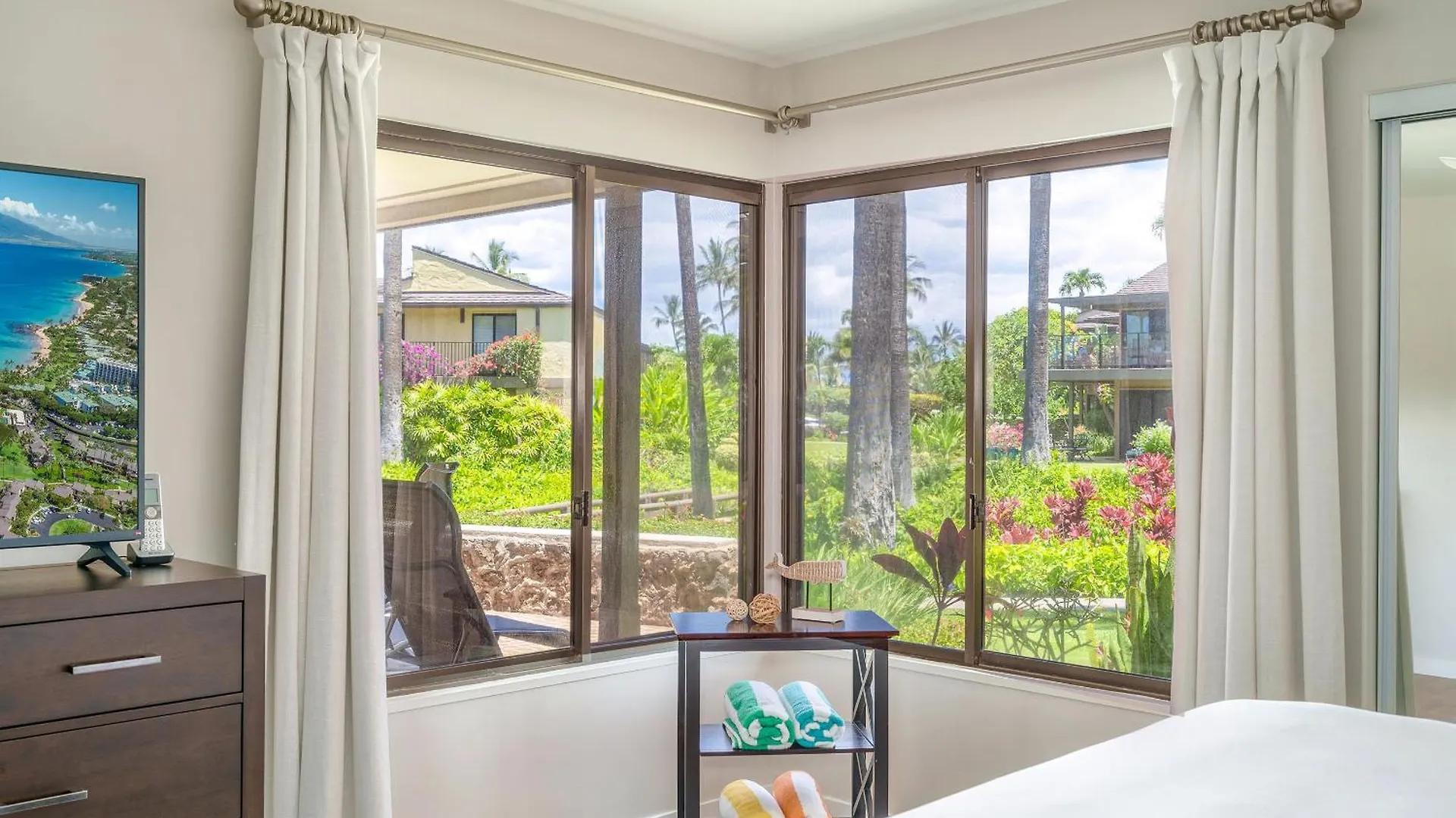 Wailea Elua Village 1201 - Stunning & Ocean Front! 0*, Wailea (Maui)