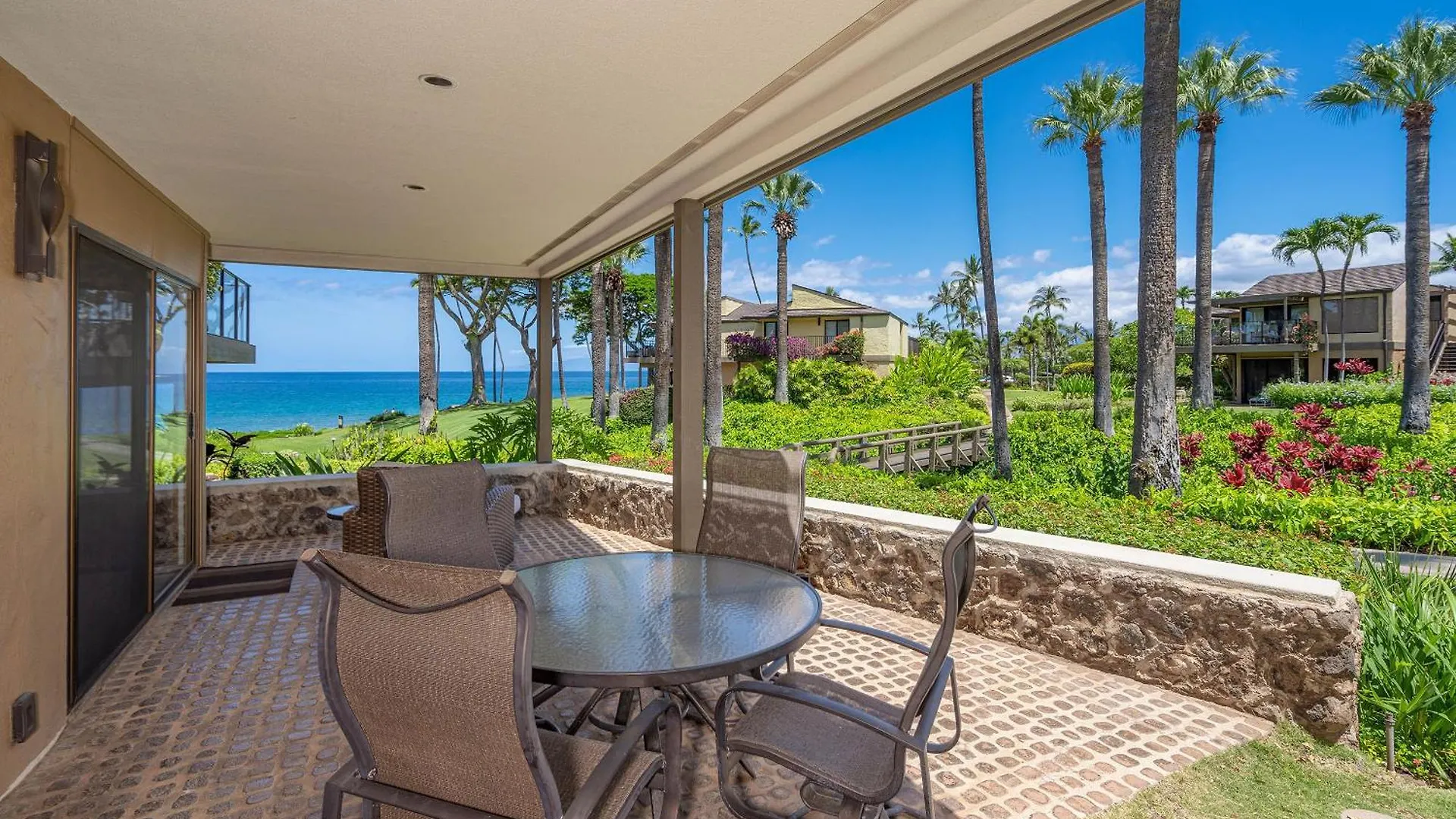 Holiday home Wailea Elua Village 1201 - Stunning & Ocean Front!