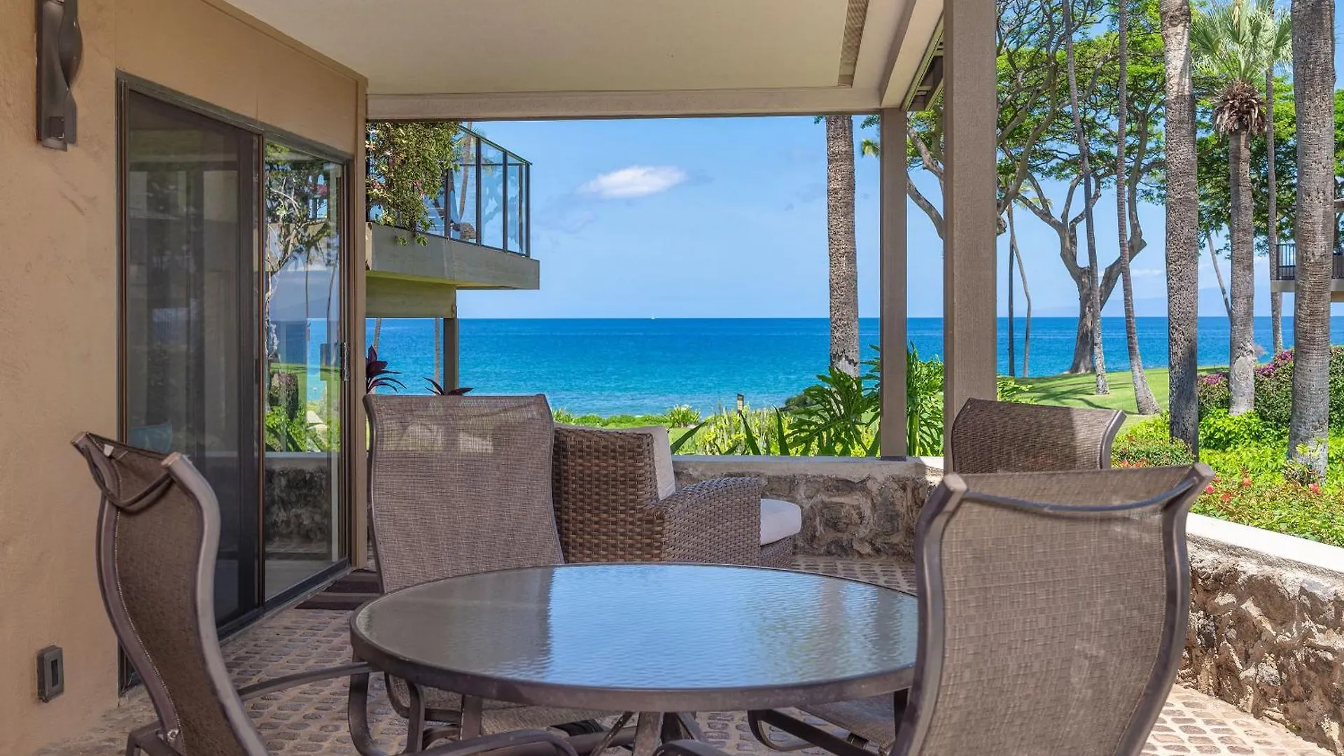 Holiday home Wailea Elua Village 1201 - Stunning & Ocean Front!